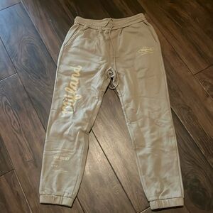 Mifland Joggers
Pre owned 
XL